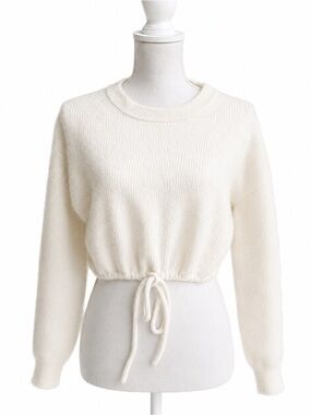 Alice + Olivia Bernetta Cropped Drawstring Cashmere Pullover in Oatmeal Heather